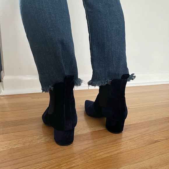 KENDALL & KYLIE royal blue velvet ankle boots in a womens size 5 - Picture 5 of 8